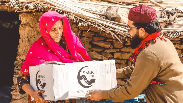 What Is Sadaqah? Understanding Voluntary Charity in Islam Introduction